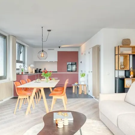 2-br Getaway With Mas View Apartment